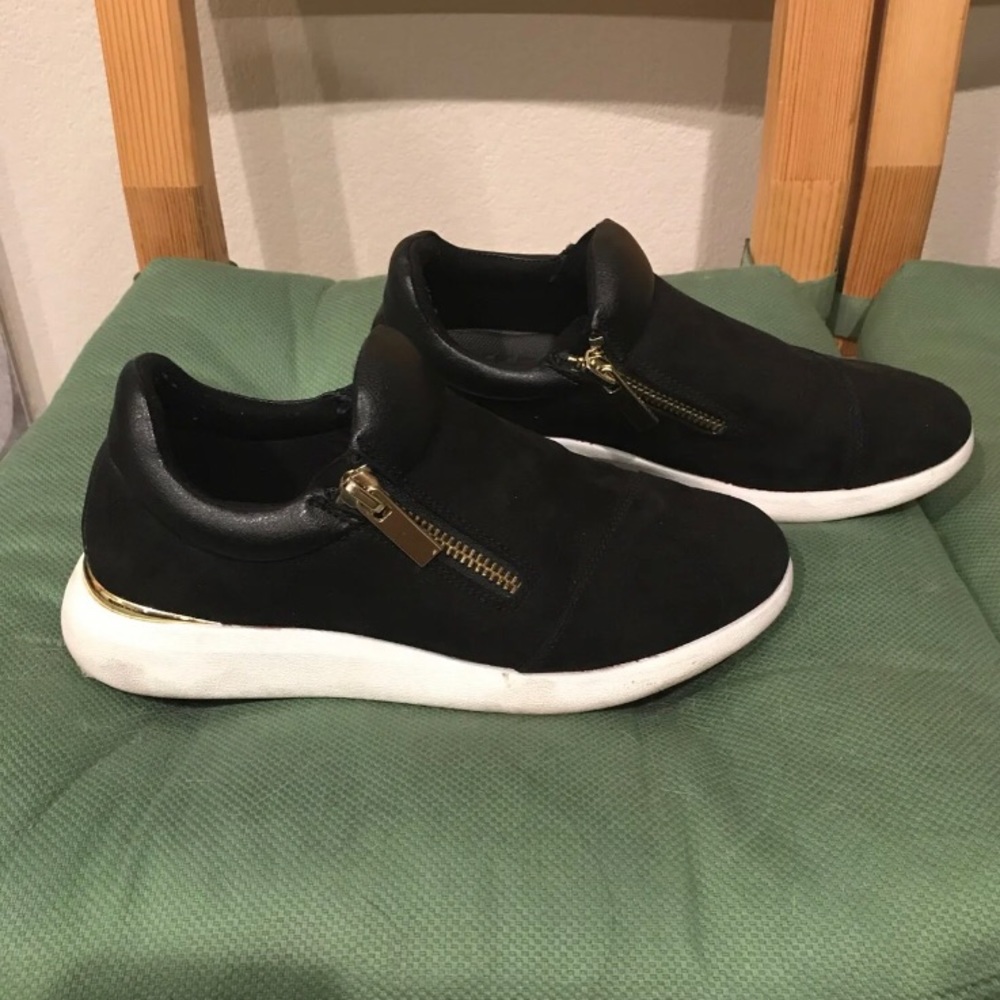 ALDO black white slip on shoes 7